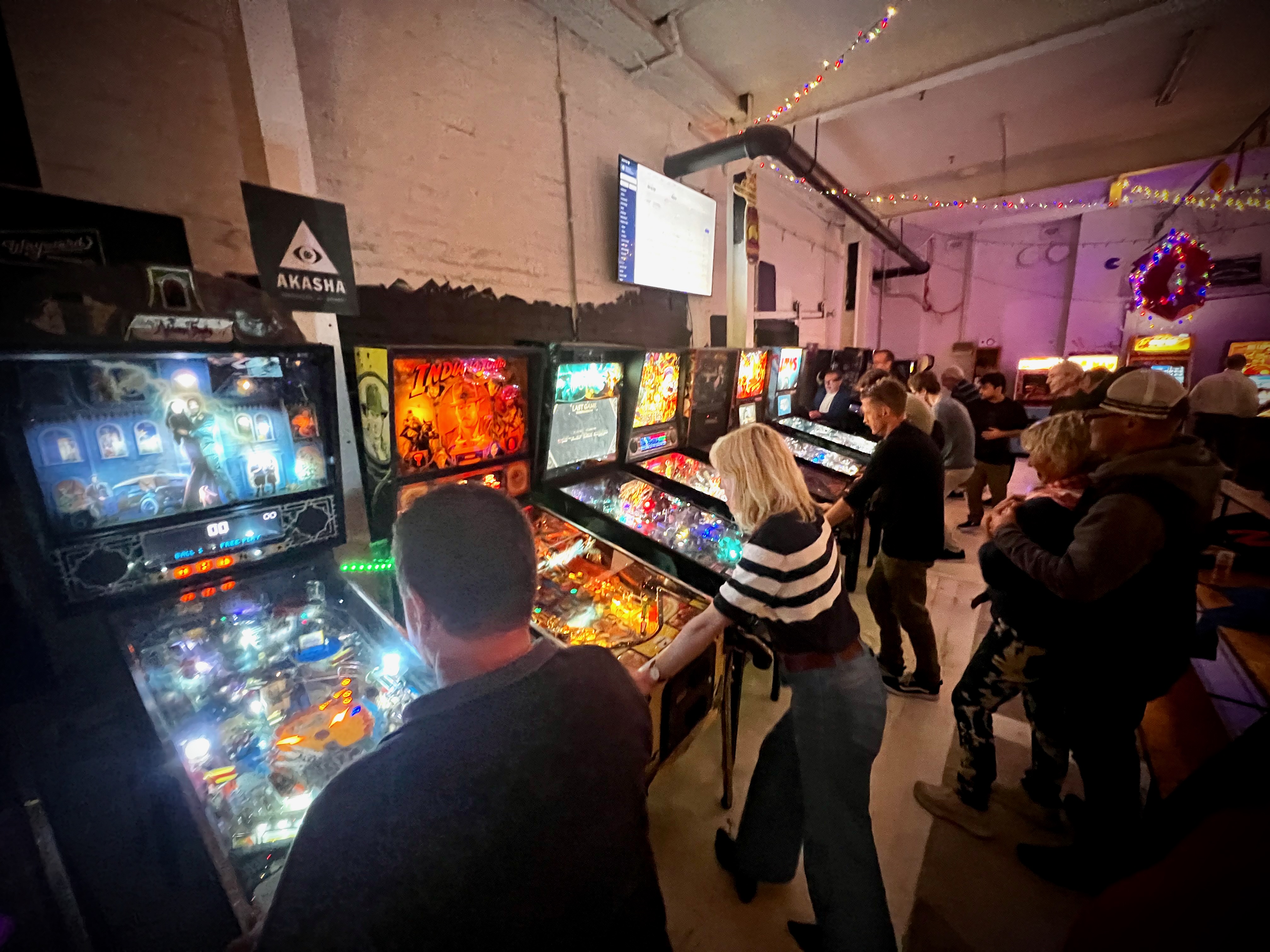 Pinball Fight Club — Monthly Flip Frenzy at Wondercade